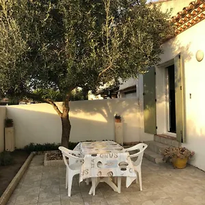 De L'olivier Apartment